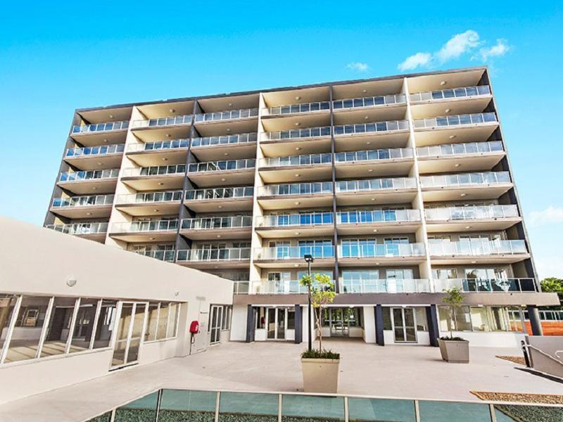 Allure Hotel & Apartments Townsville Exterior photo