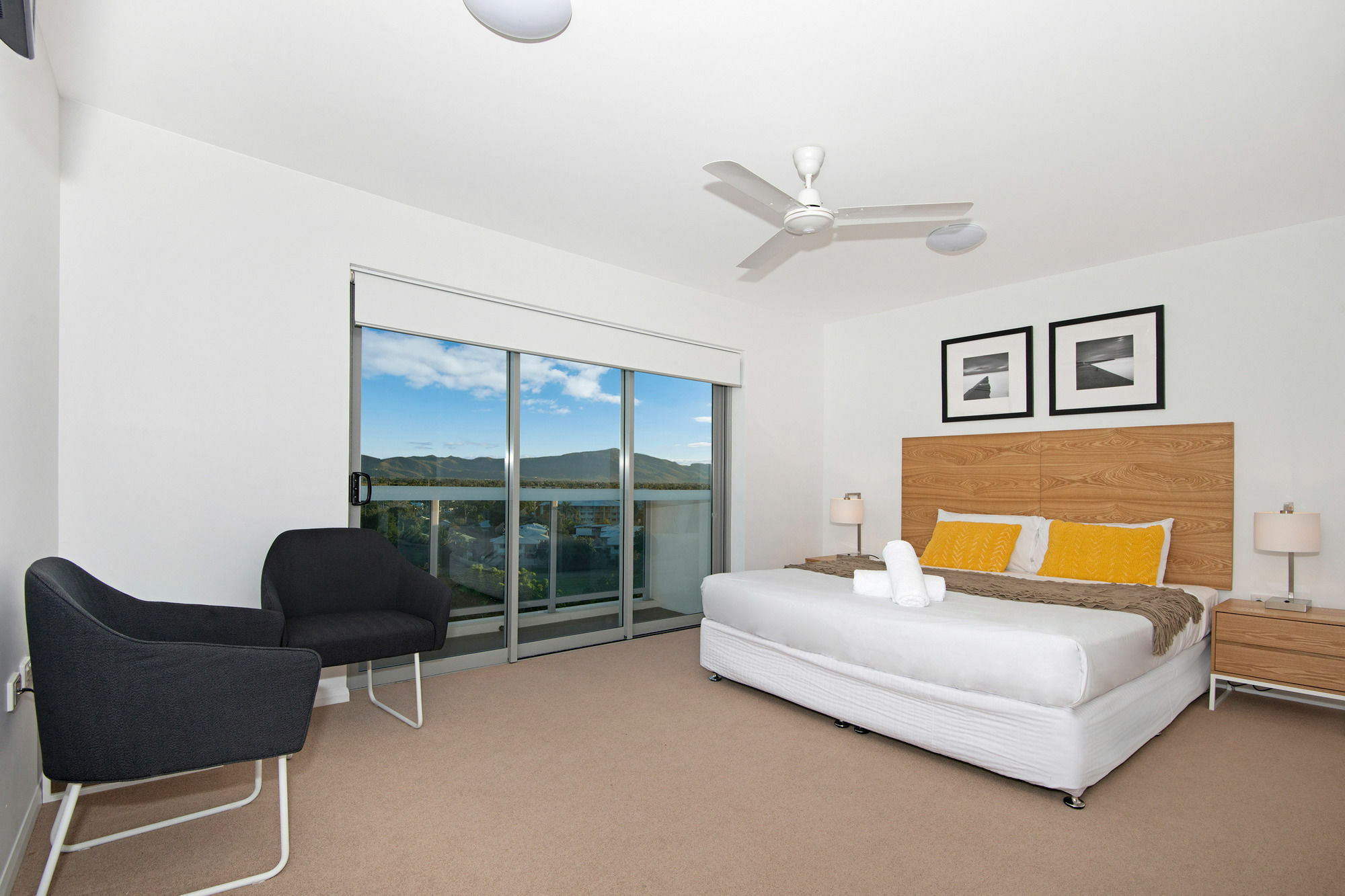 Allure Hotel & Apartments Townsville Exterior photo