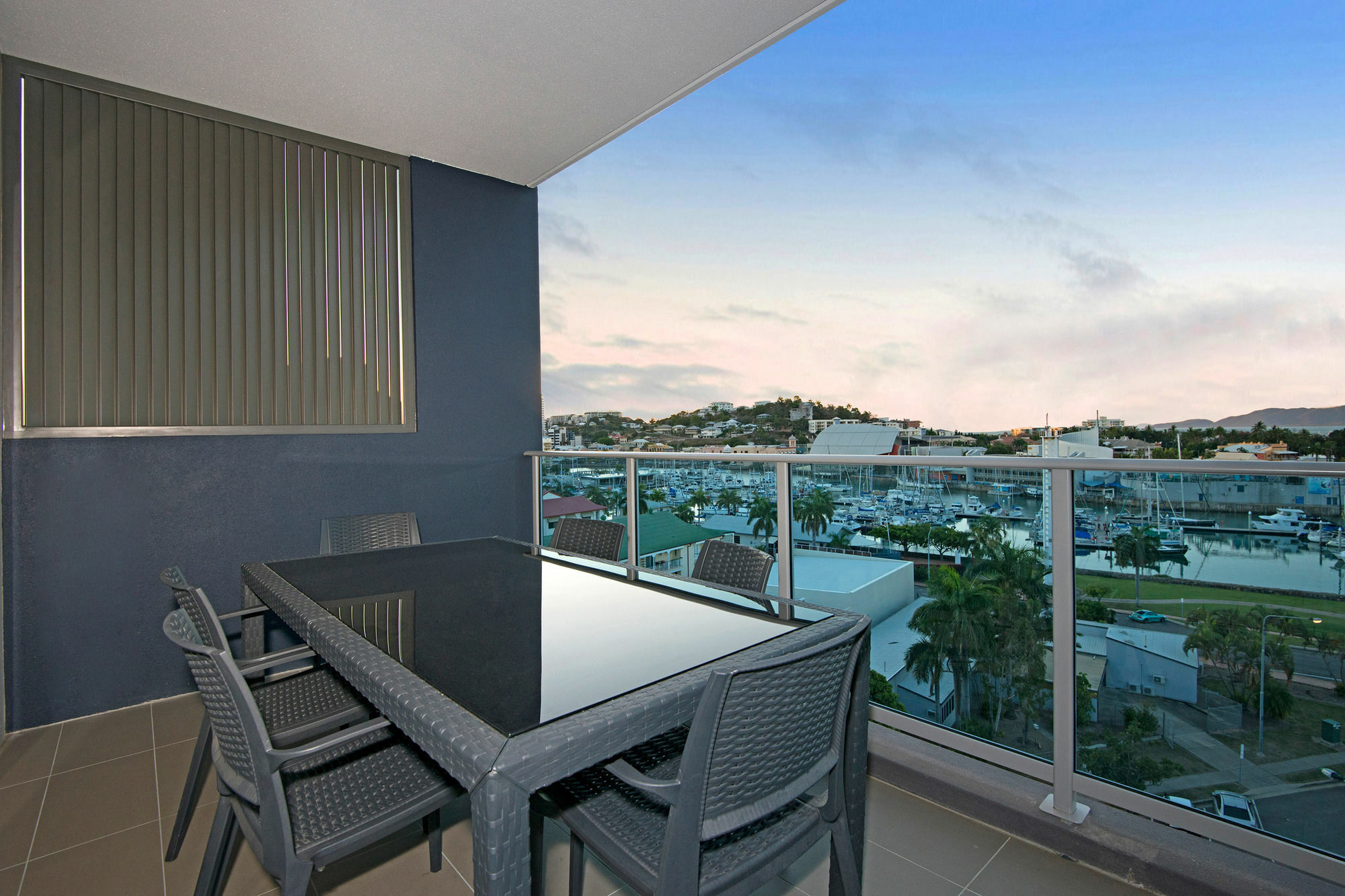 Allure Hotel & Apartments Townsville Exterior photo